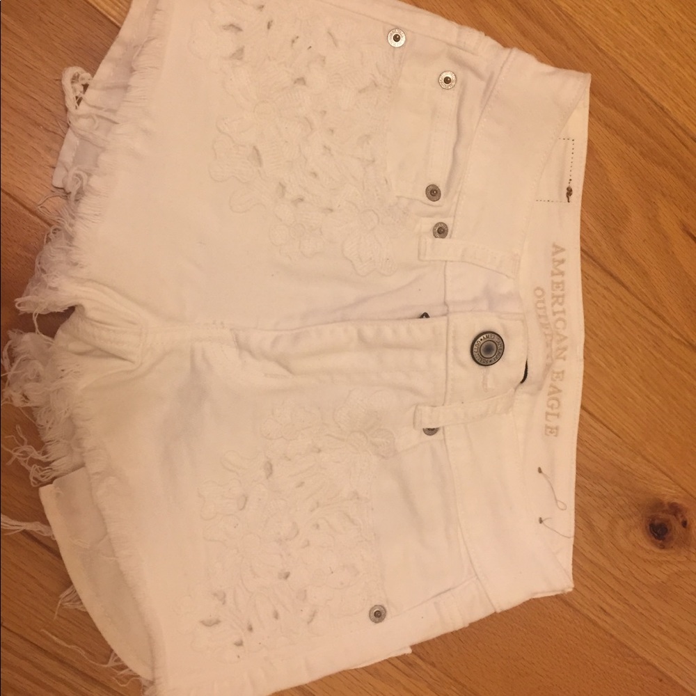 American Eagle white crochet detail denim shorts